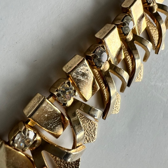 Vintage gold plated necklace with earrings, preowned, crystal embedded - Picture 10 of 10